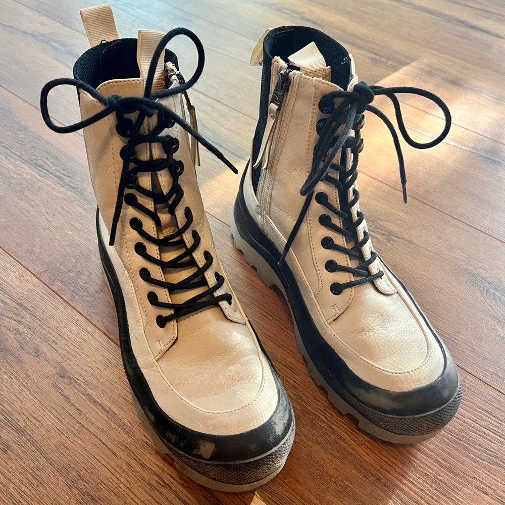 White and Black Women's Boots - Picture 2 of 7